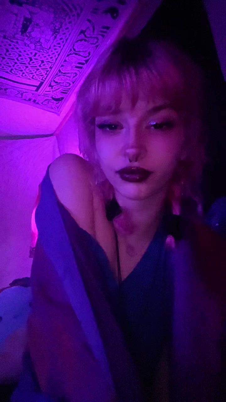 @avi