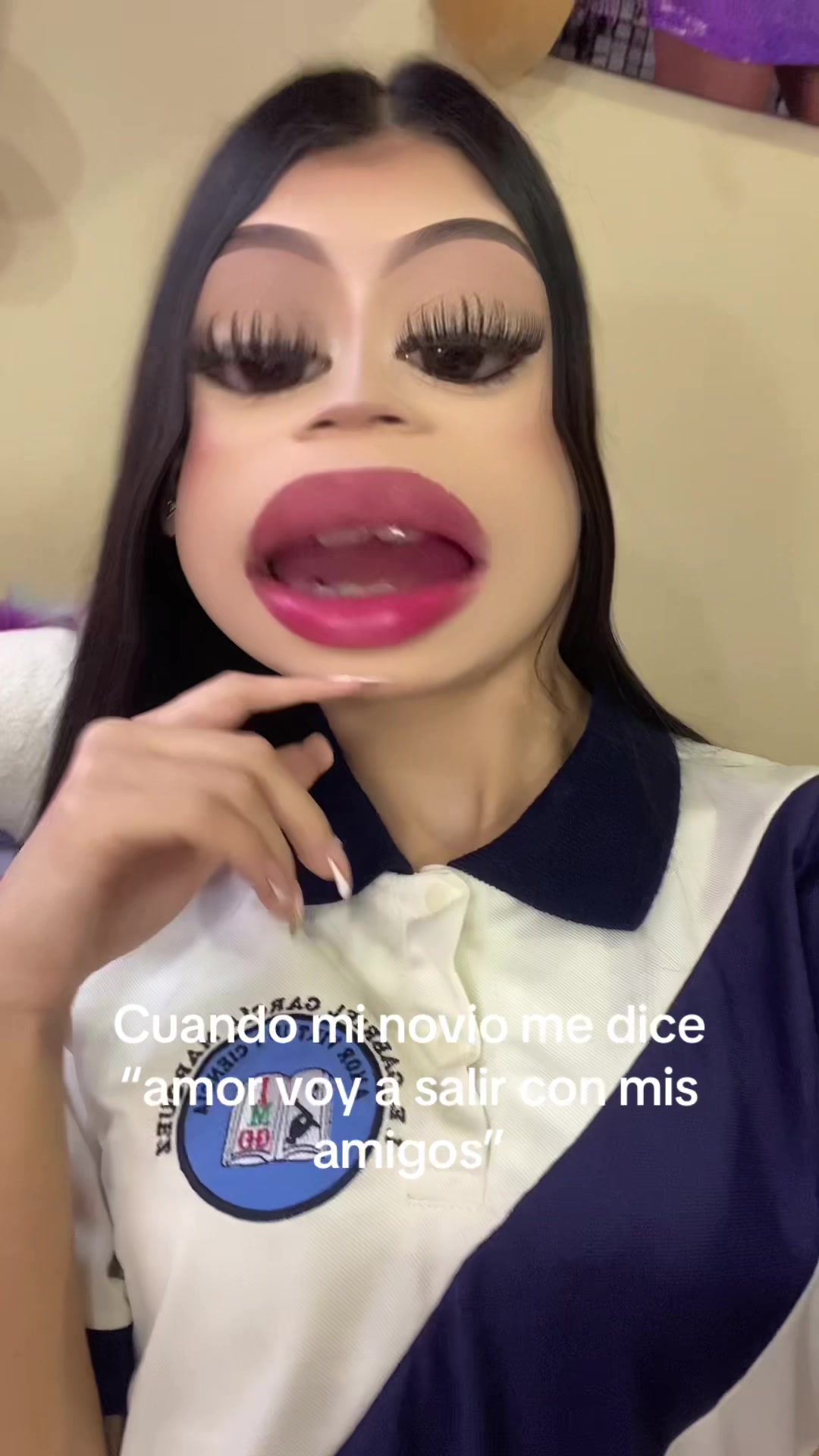 @𝓿𝒶𝓵ℯ 🍒