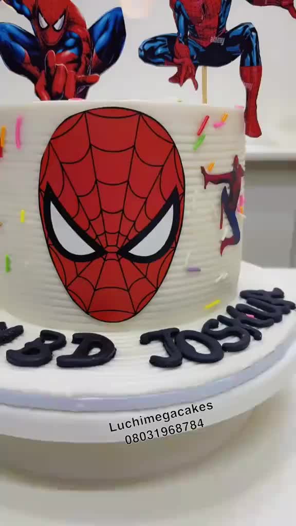 @luchimegacakes