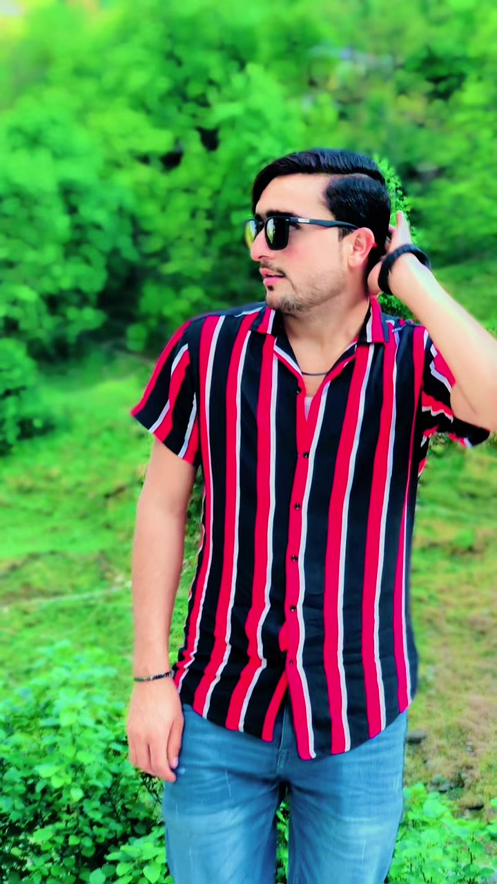 @Mr_ Zeeshan077
