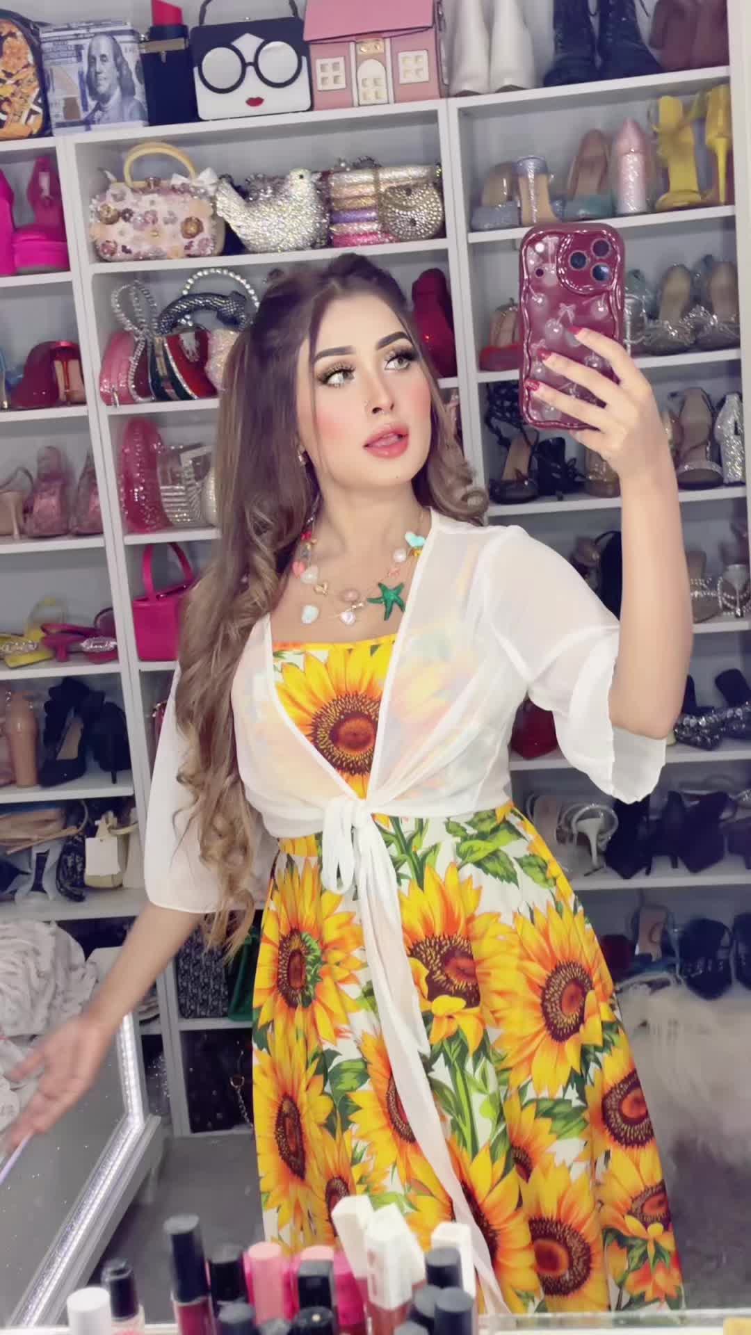@Sunsinenila