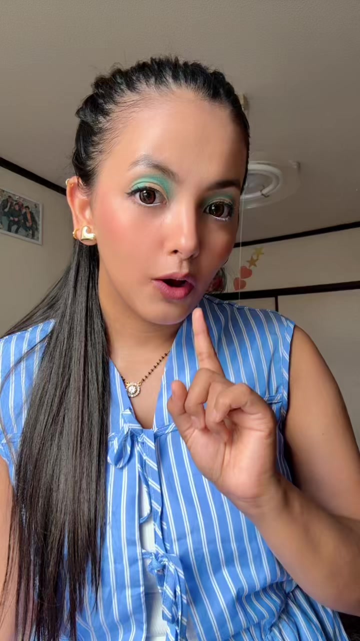 @AAsmita👩❤️💋👩