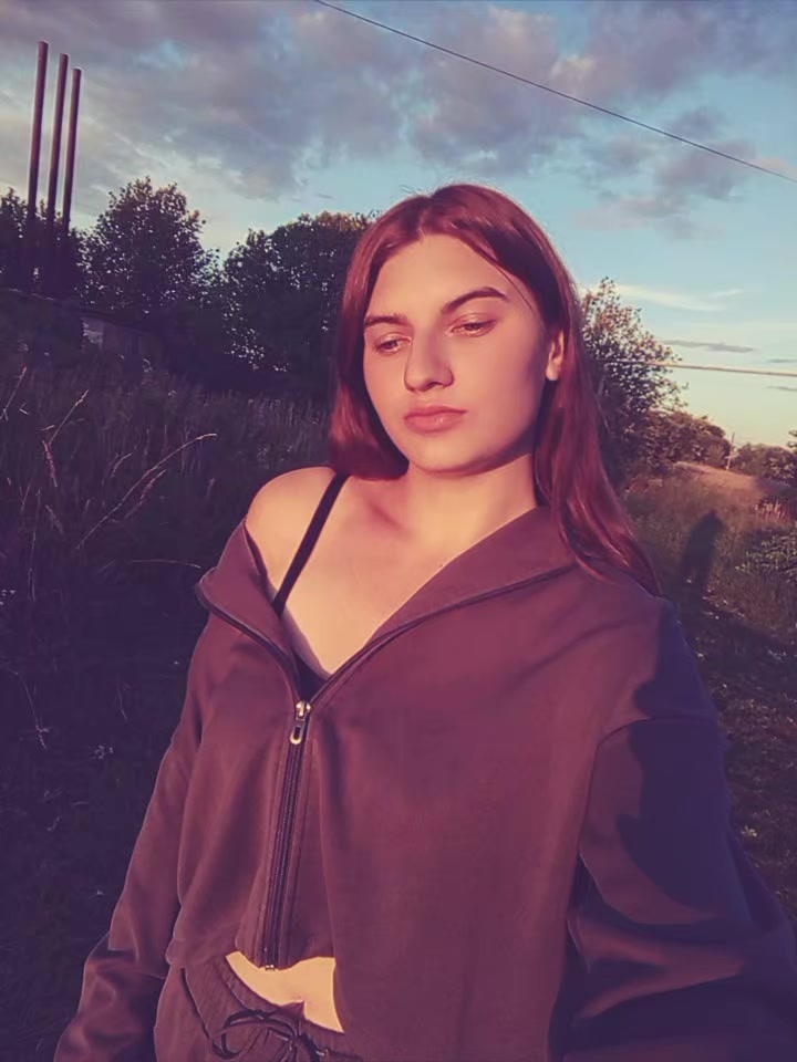 @лена🍀