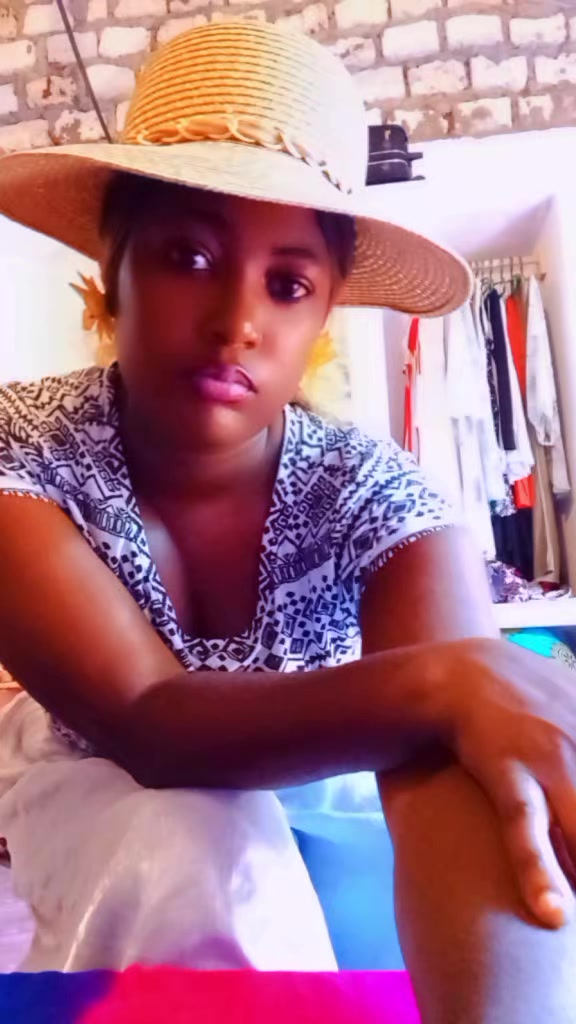 @lydiadiwatamu
