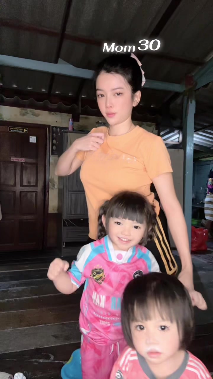 @น้ำมลพาเพลิน (ช่องจริง)