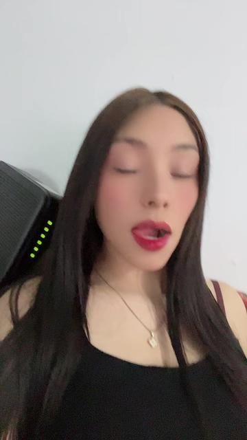 @DANI🍓