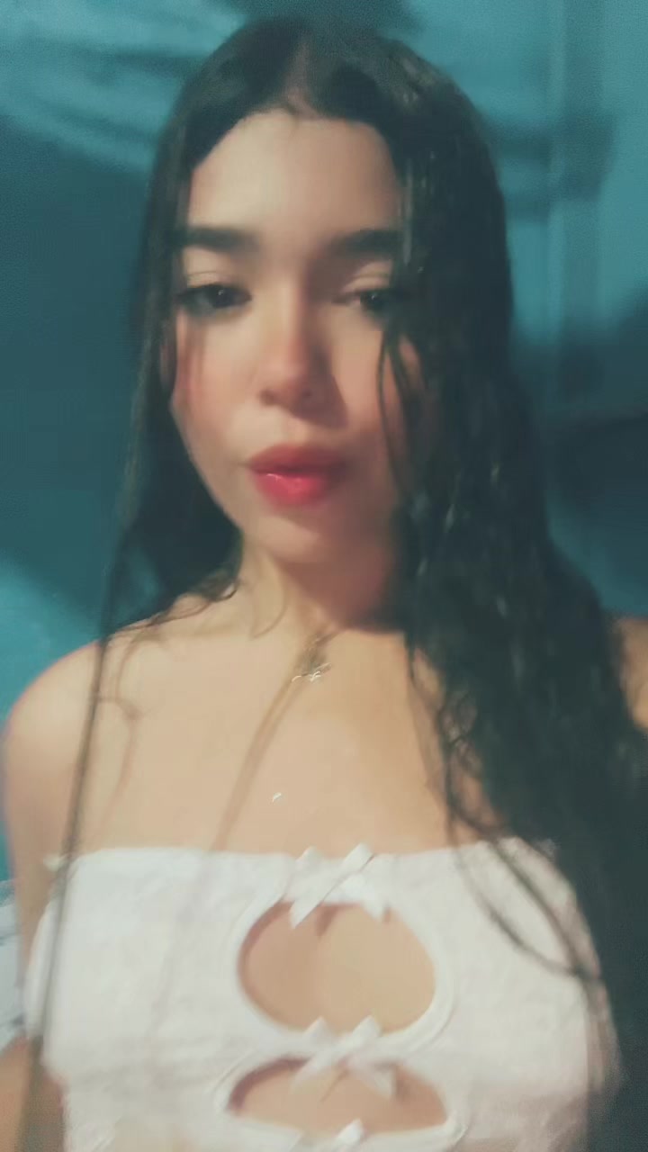 @-Fernanda-,0