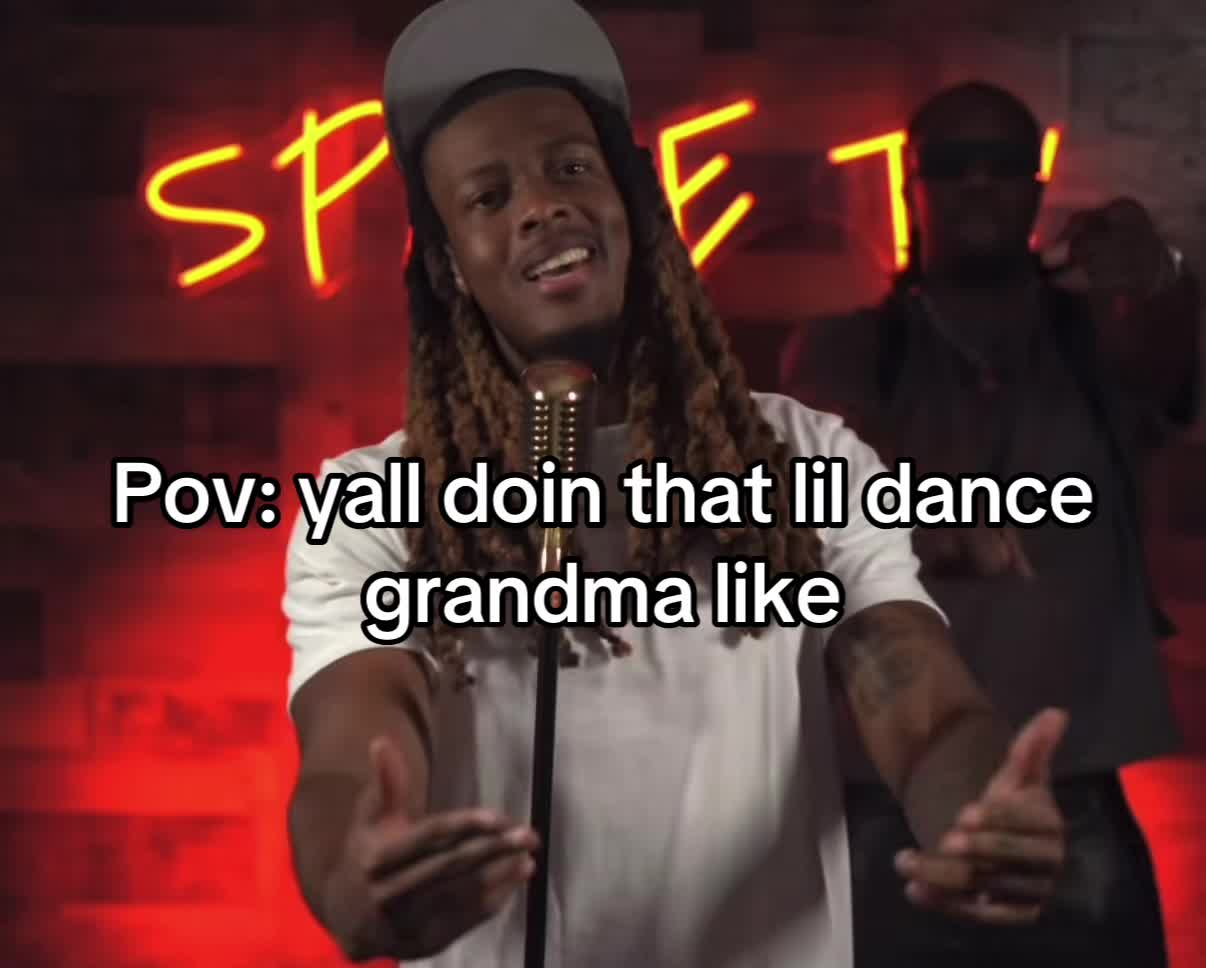 @notmvkecurry
