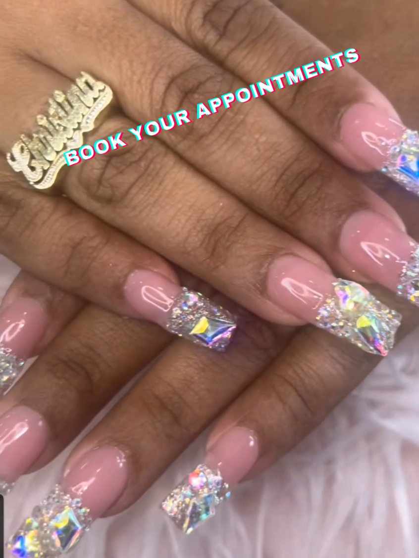 @FAMIILIAA !!🤴