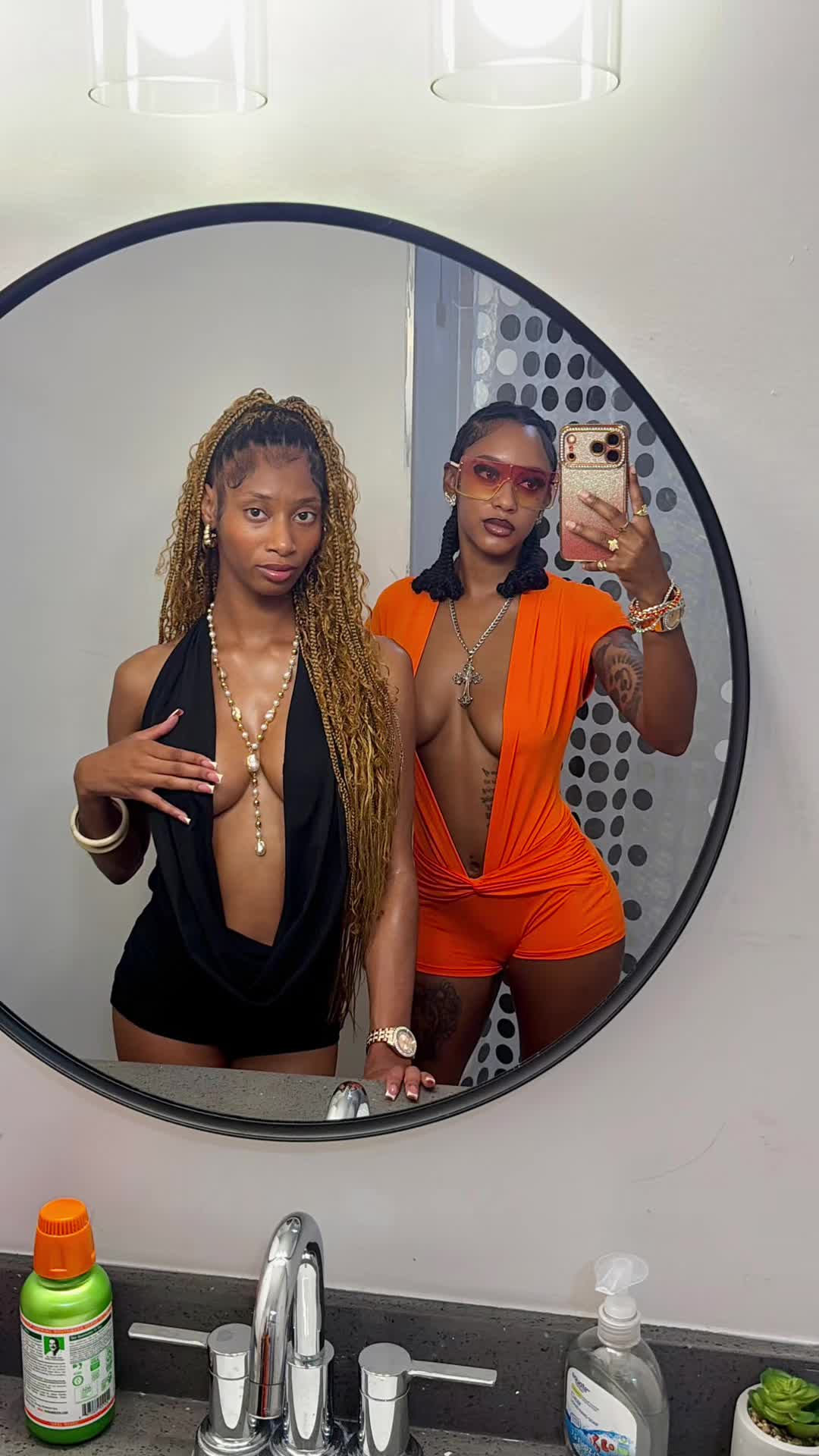 @FlyGirl ♛