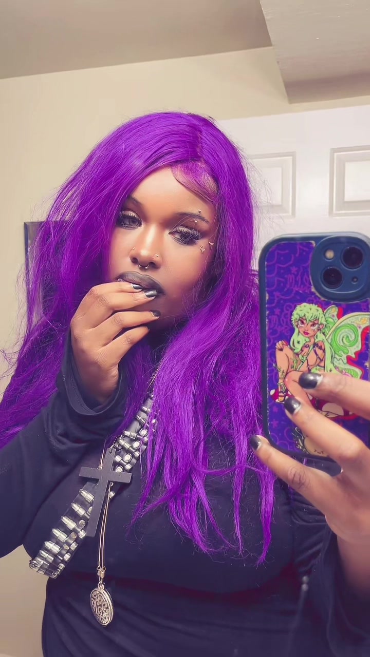 @wolfgyaal