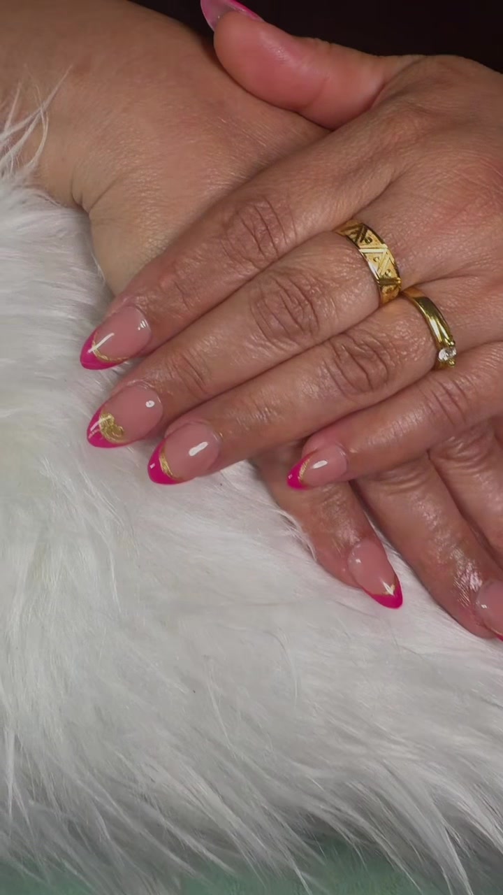 @nails_by__noor_