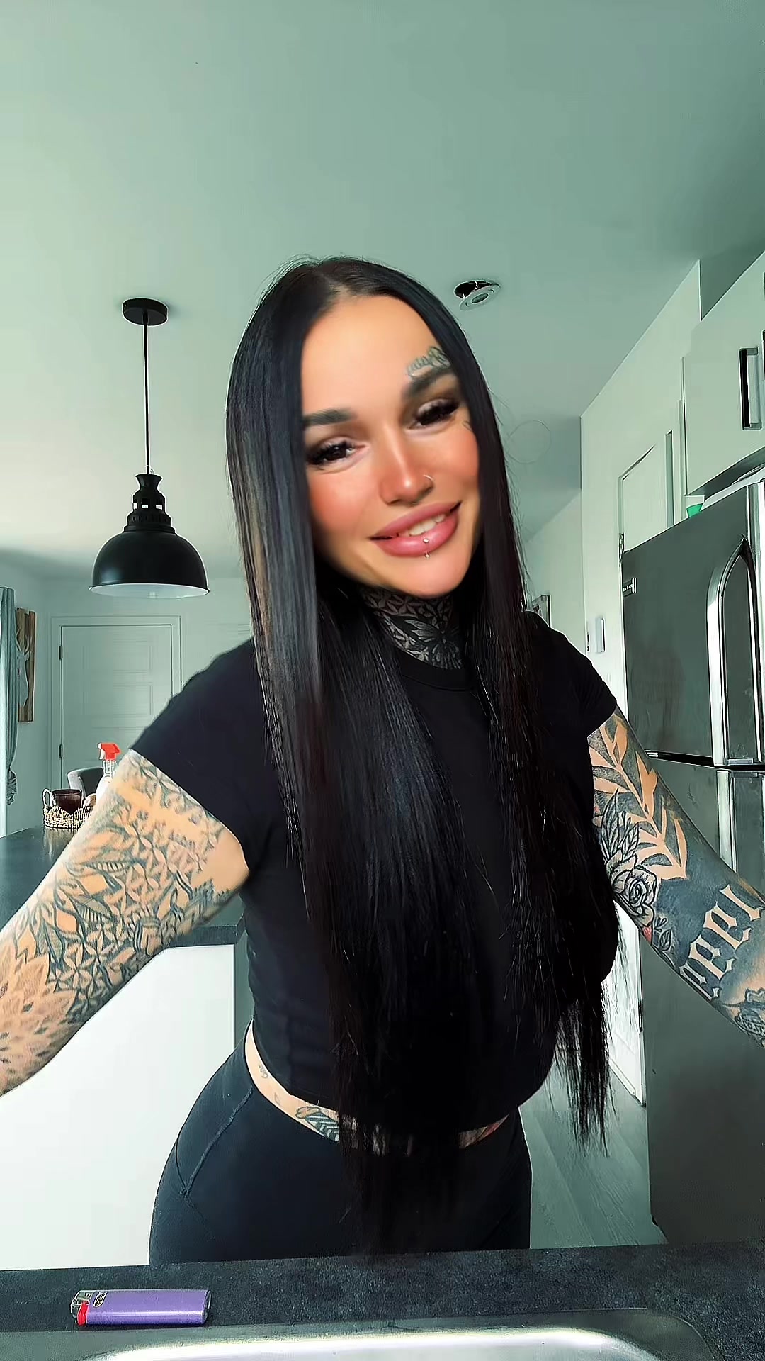 @Alexe🖤