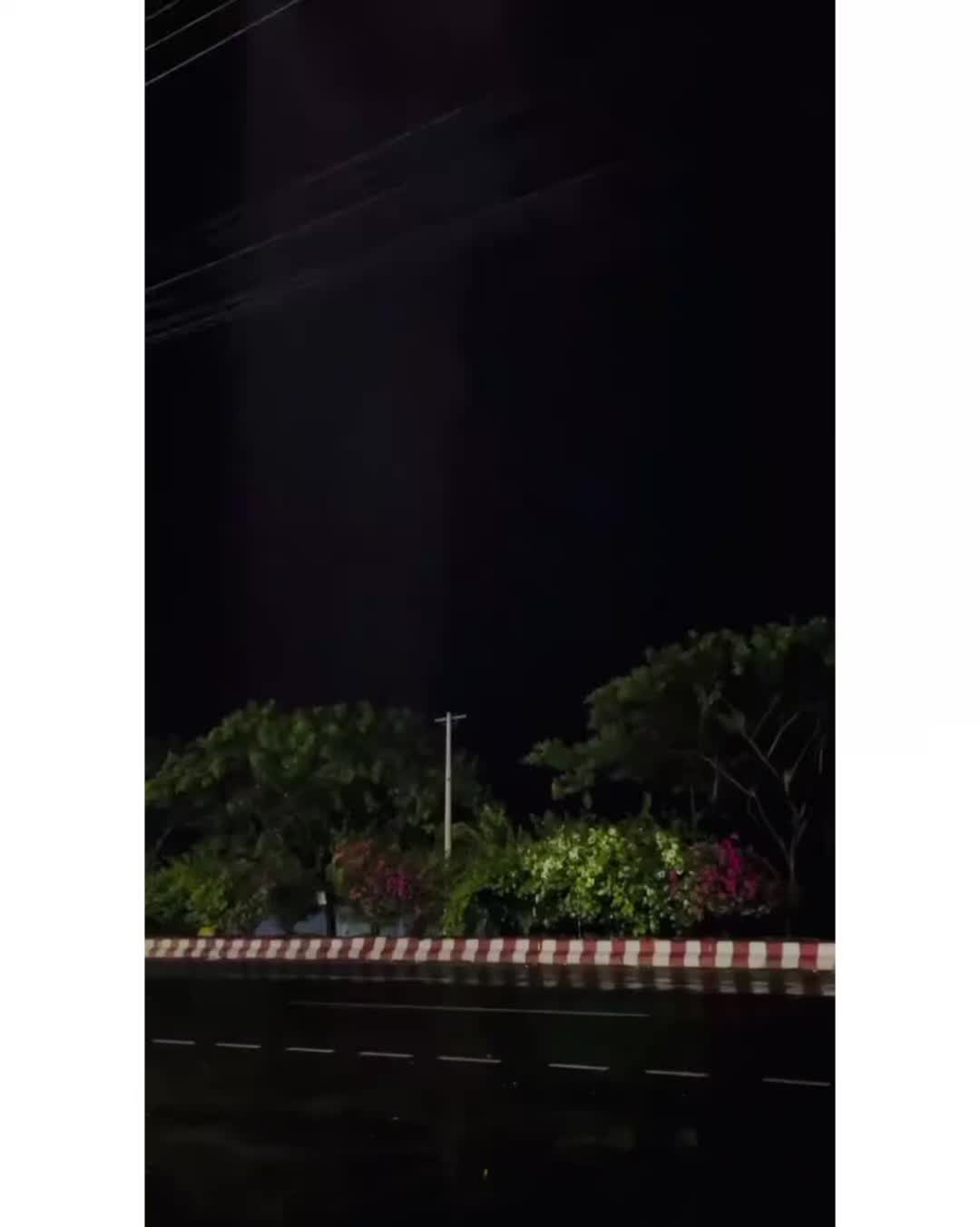@️