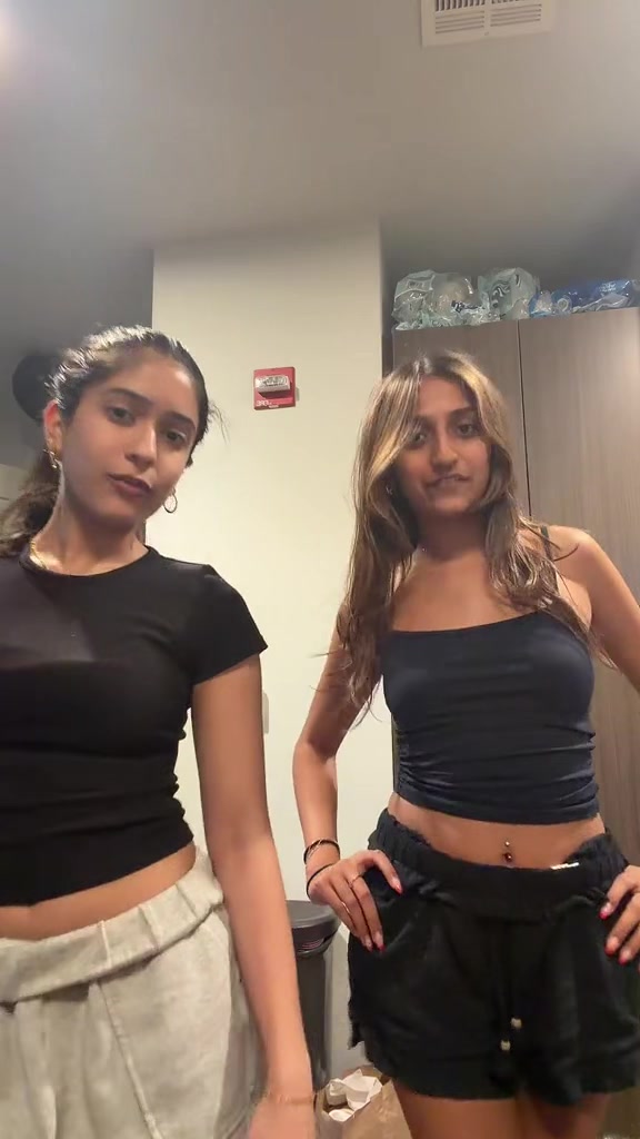 @aashnaaa