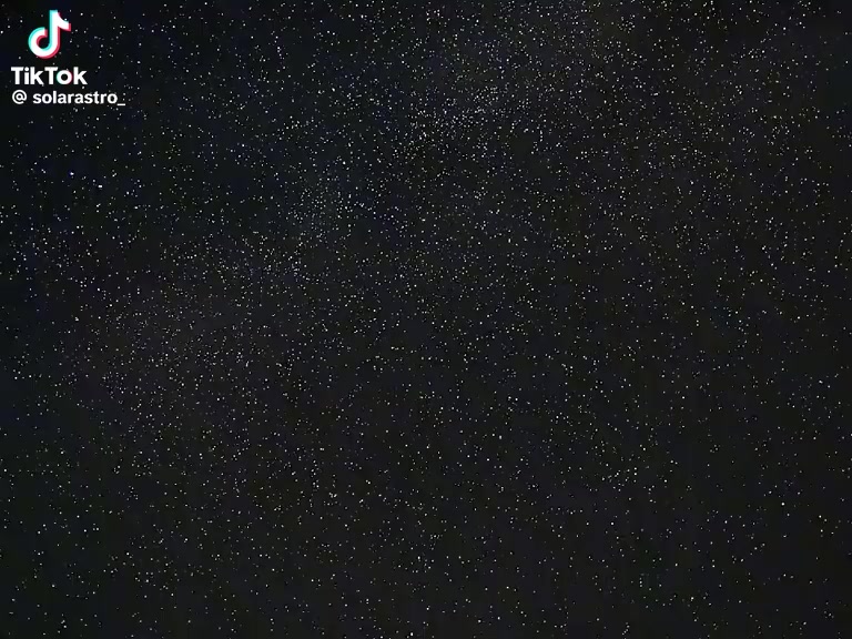 @Nada la nebulosa 🌑🌒🌓🌖🌔🌕