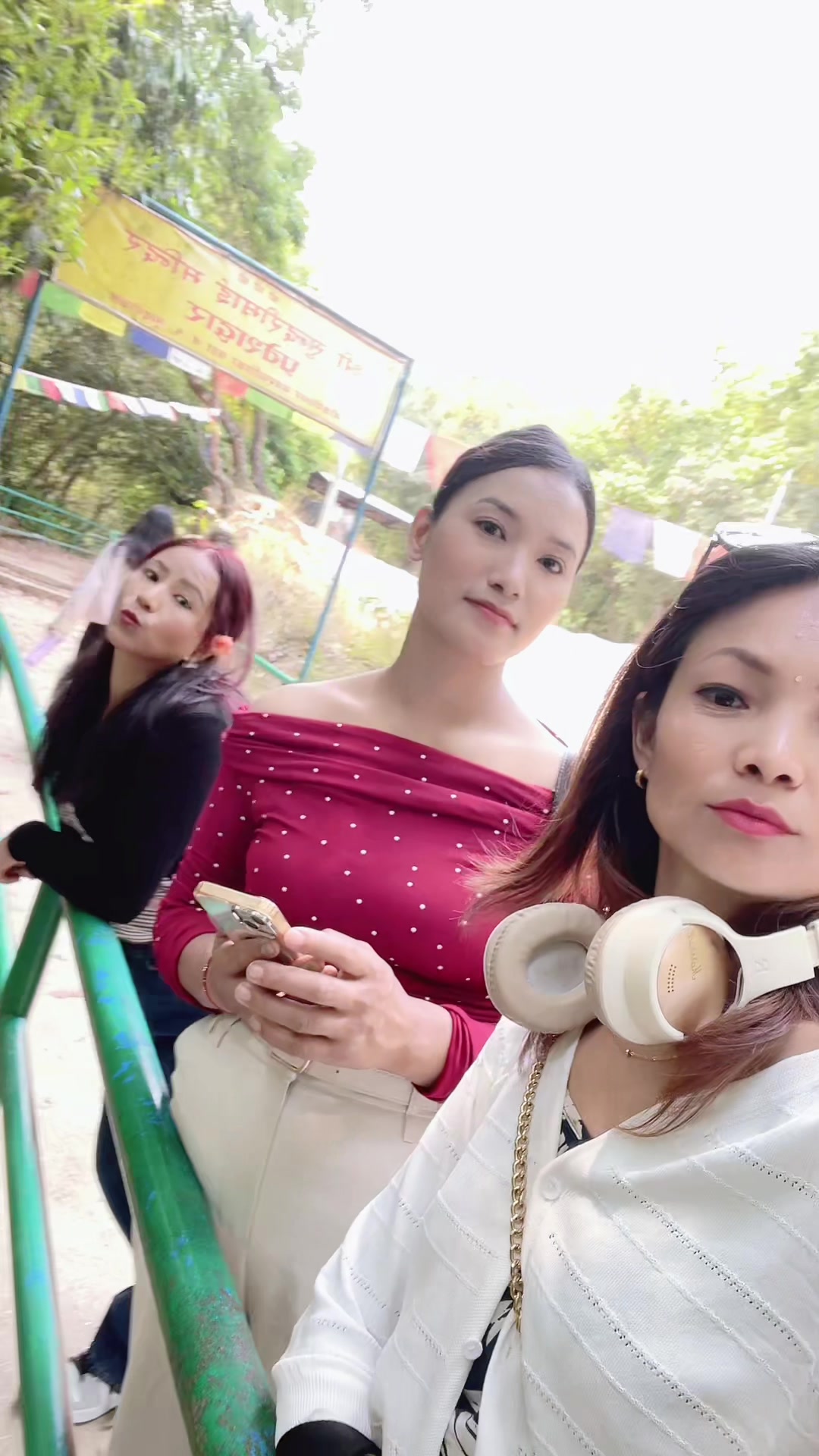 @Devi Shrestha 🇳🇵🫅