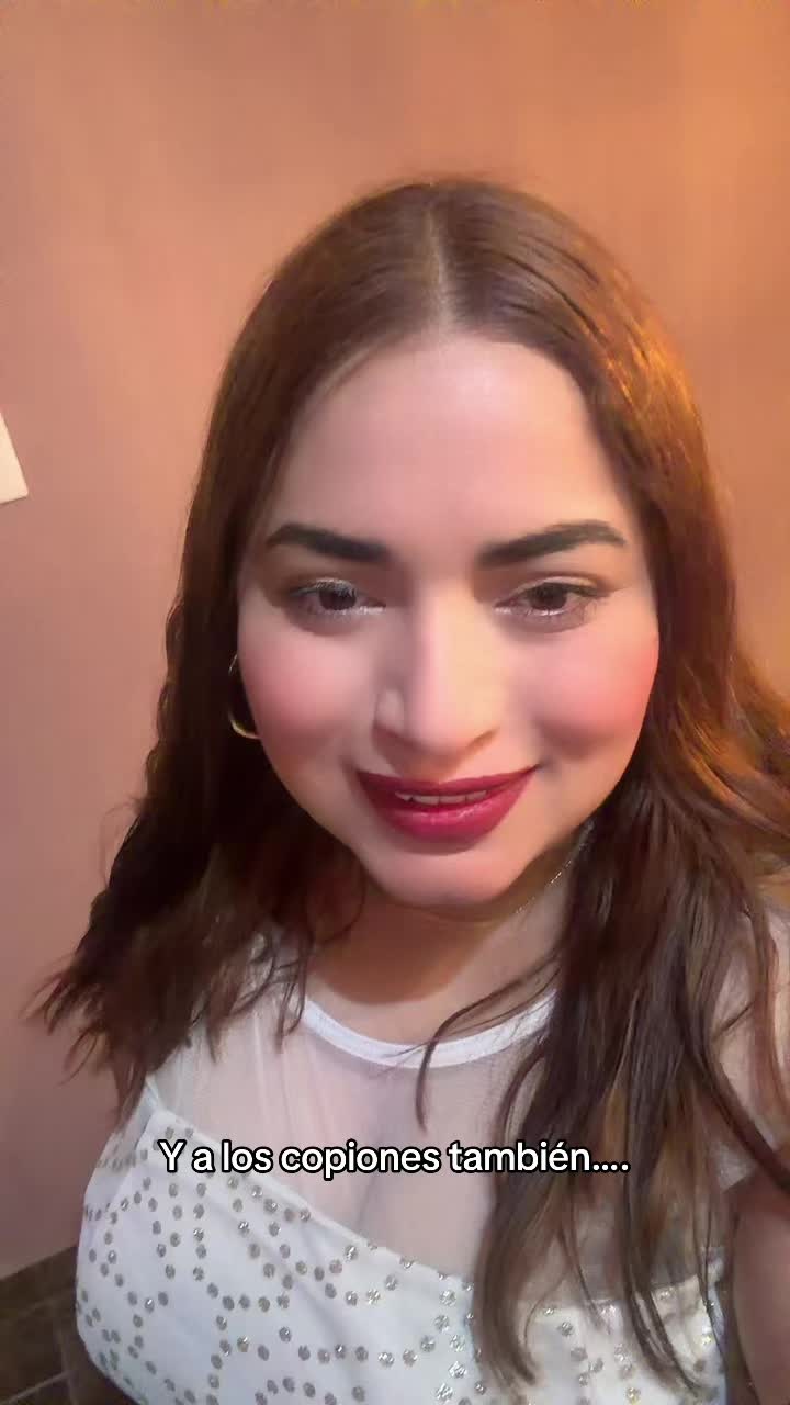 @FIONA ๐๐ฑ๐ OFICIAL