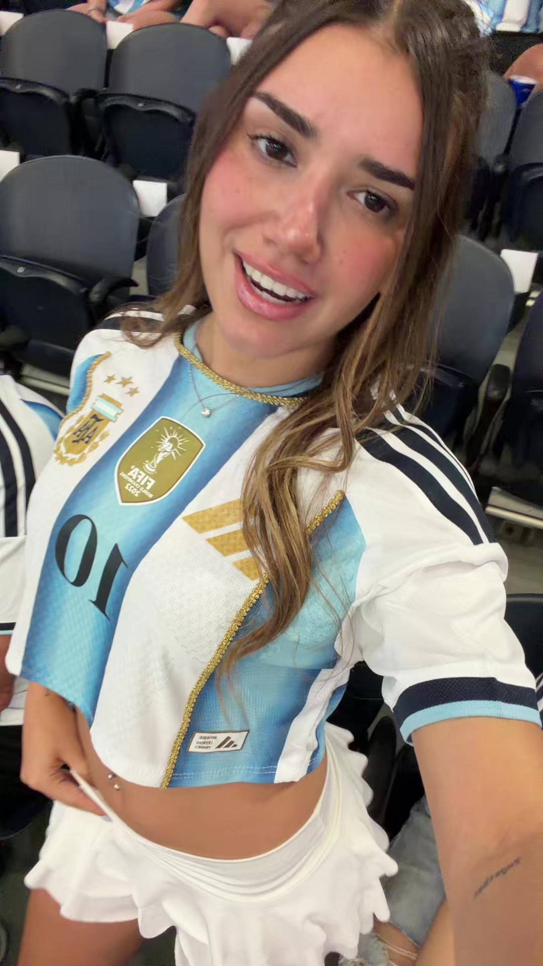 @Lola Tomaszeuski
