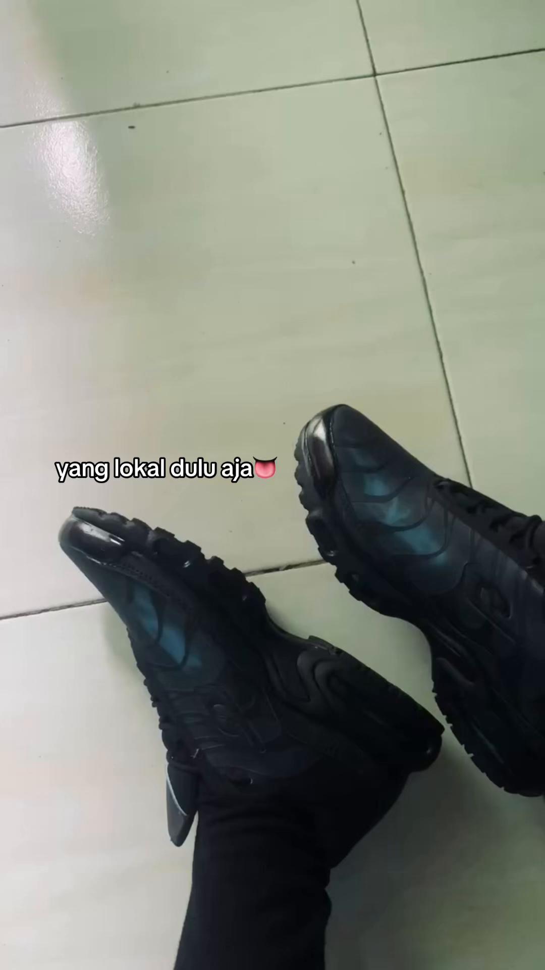 @s