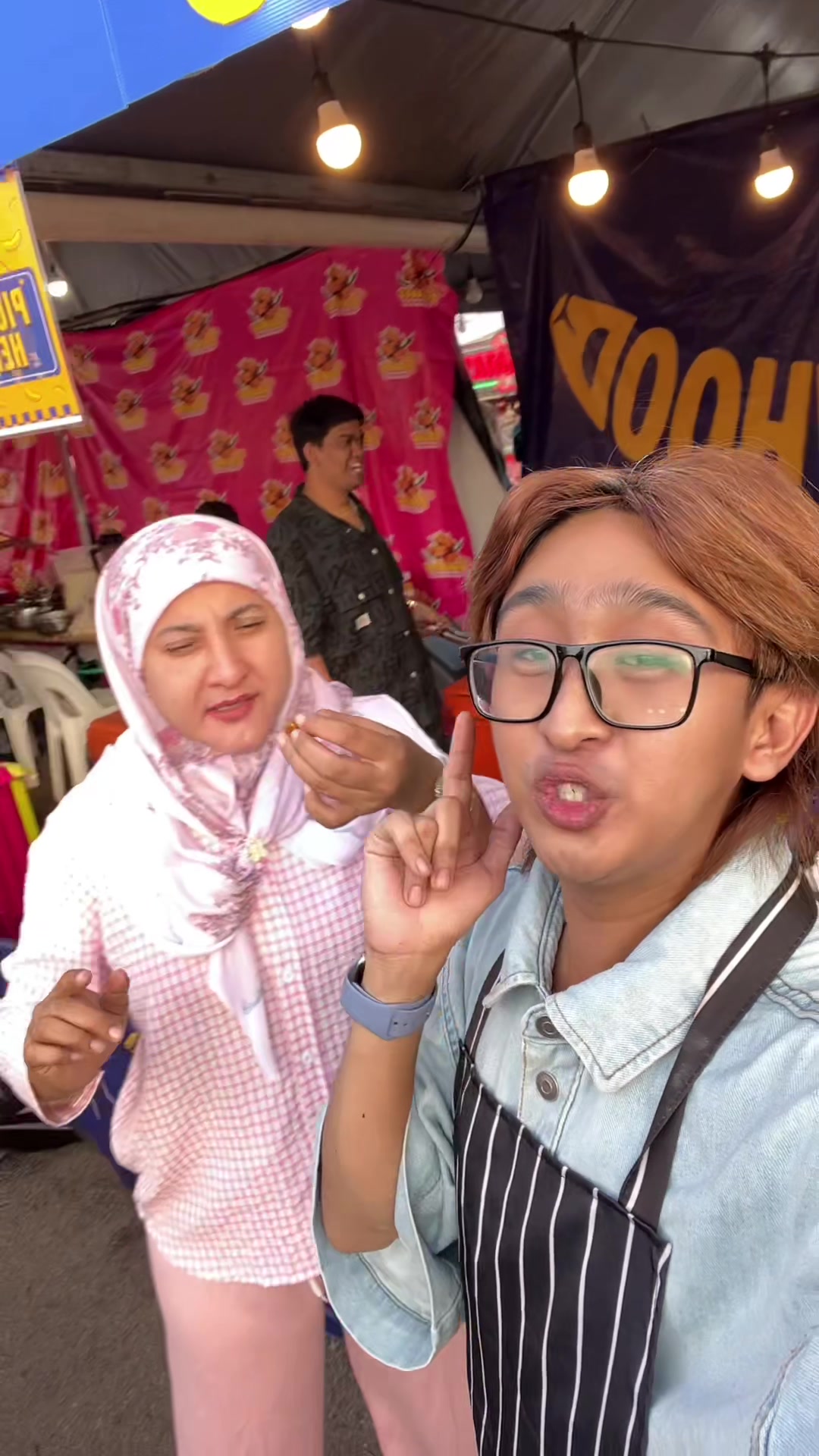 @Apom Yang Menekan