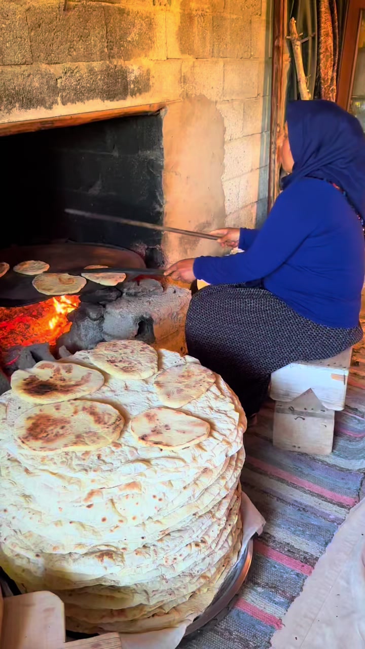 @k&ouml;yde hayat var