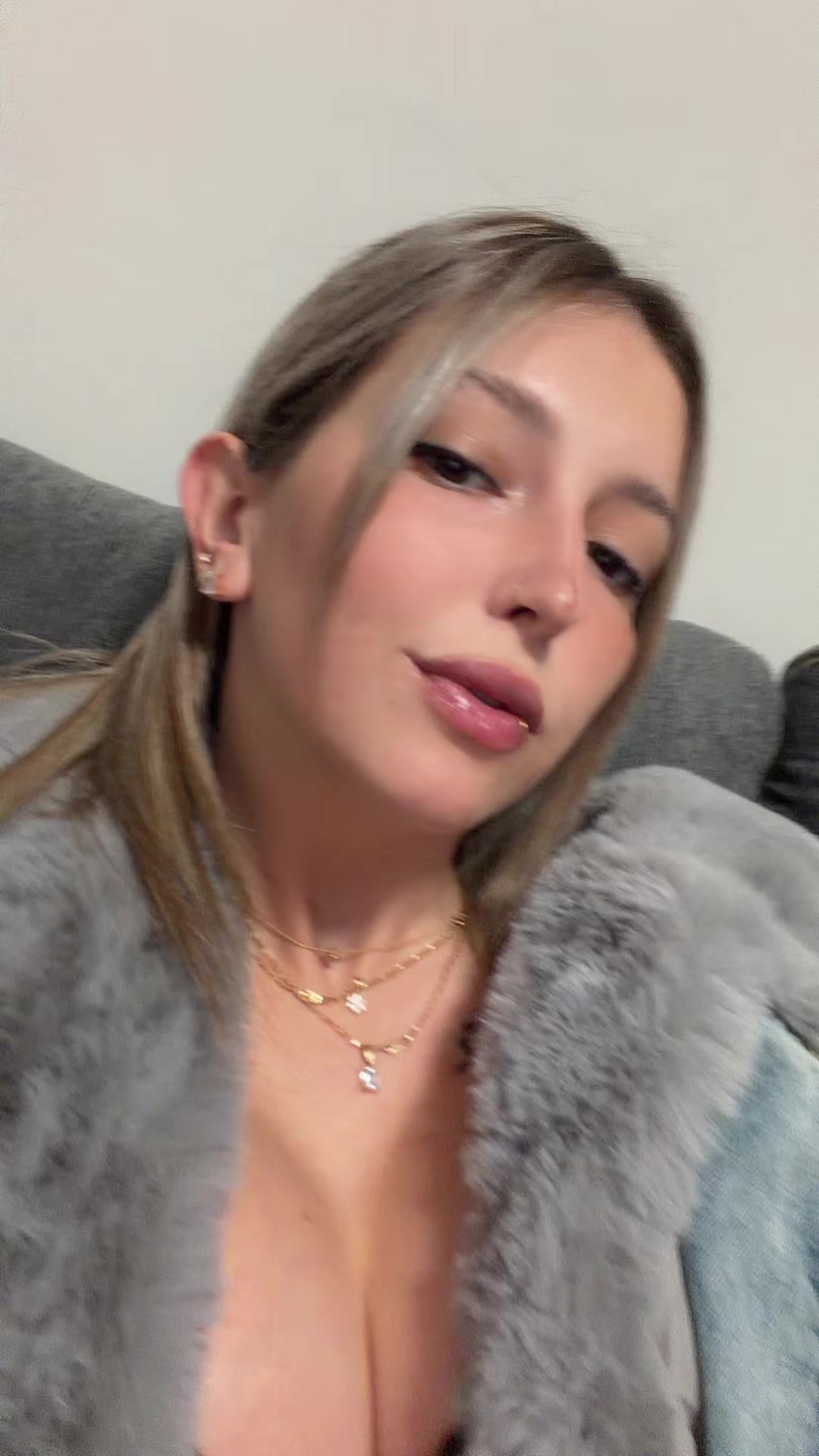 @Ju