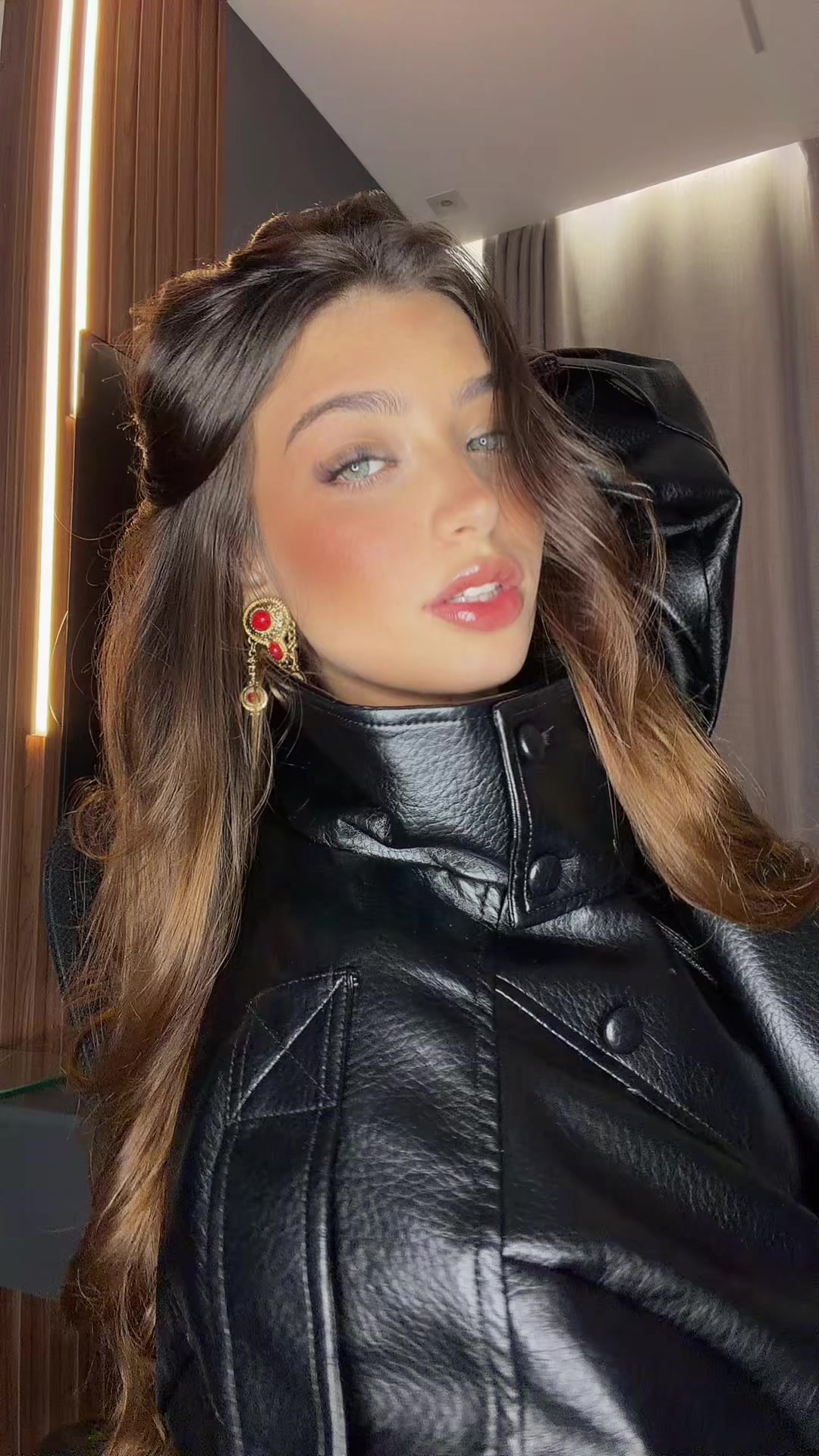 @viclives
