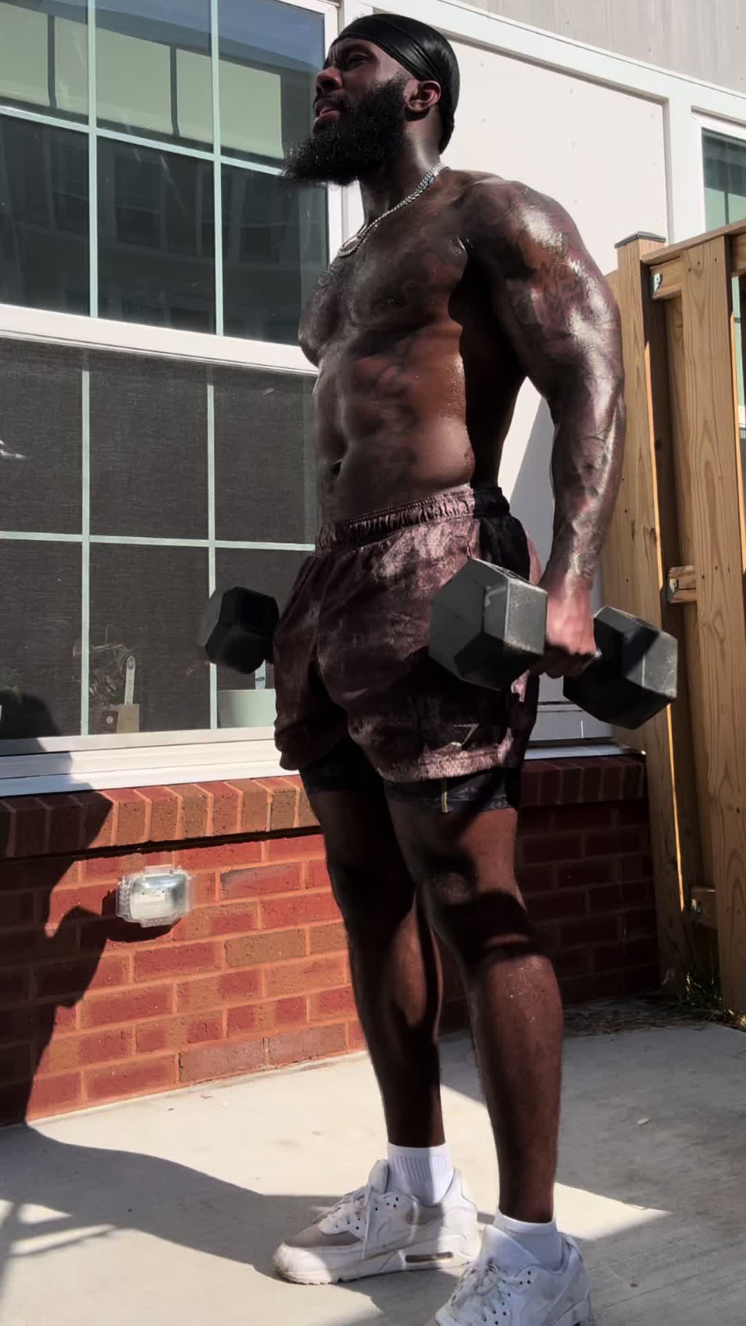 @bigq385