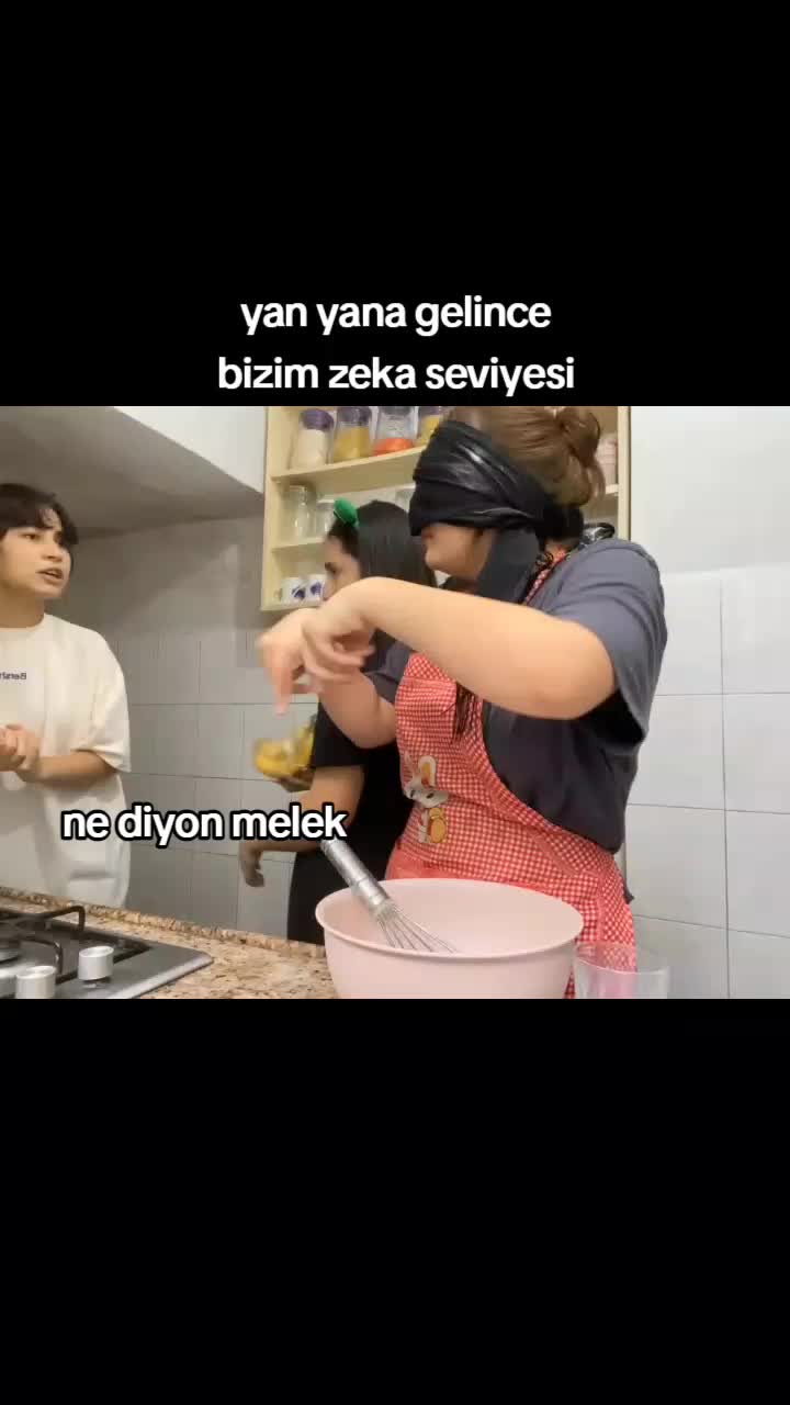 @çisemm