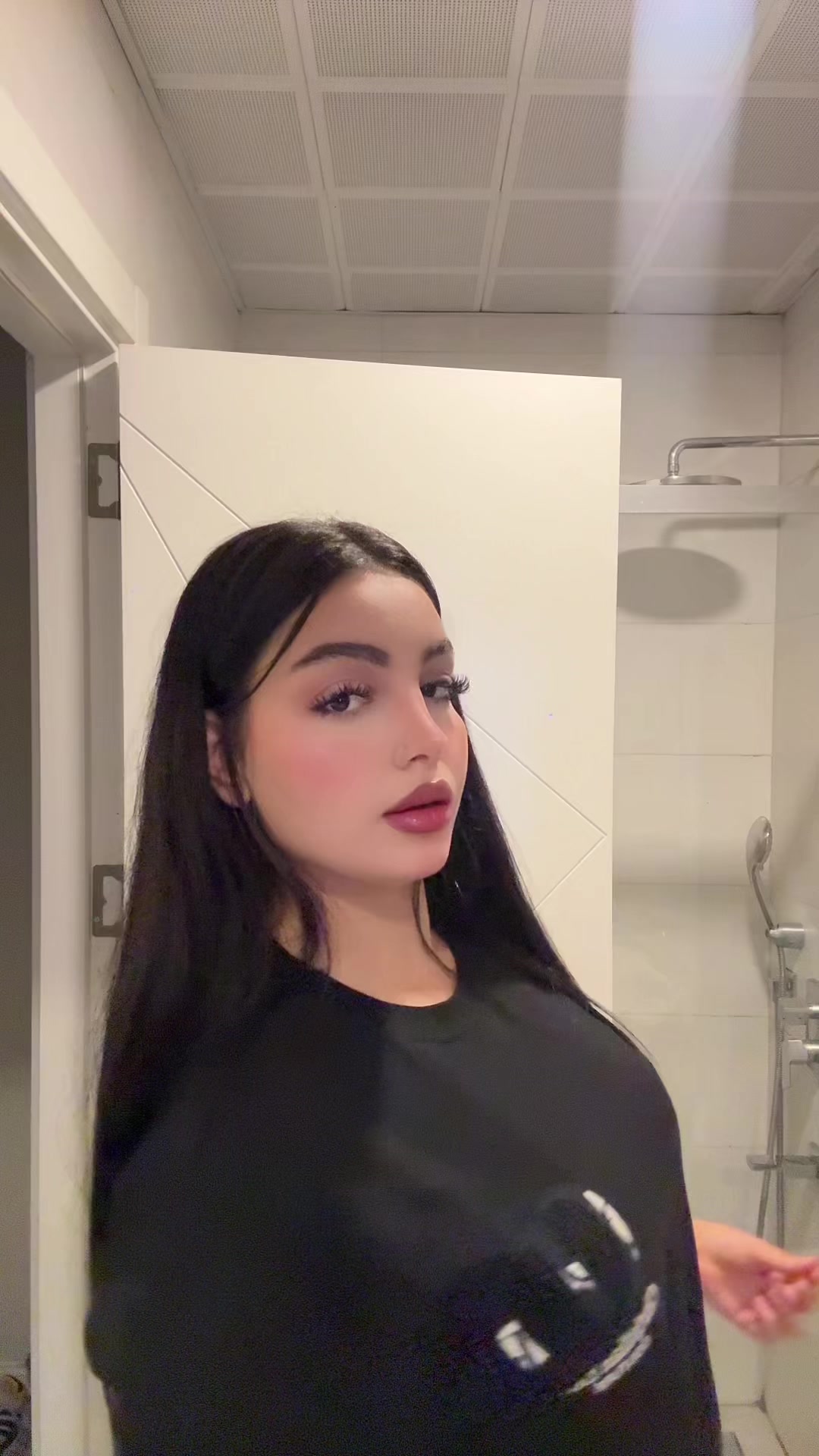 @lydiachaouch0227