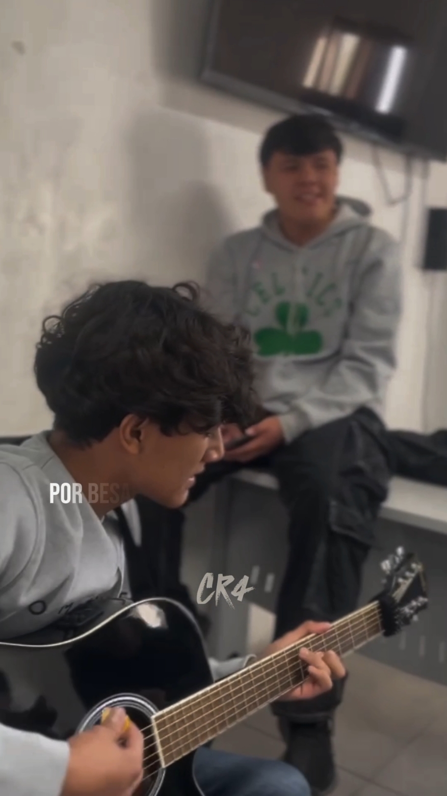 @MusicCR4