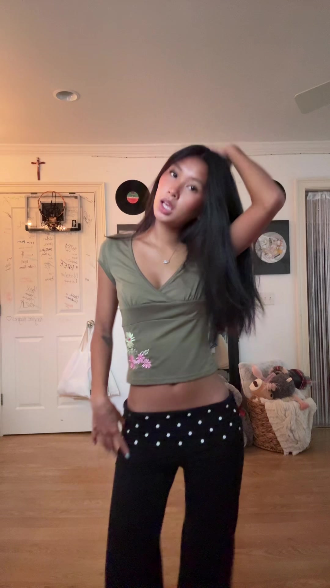 @Angela