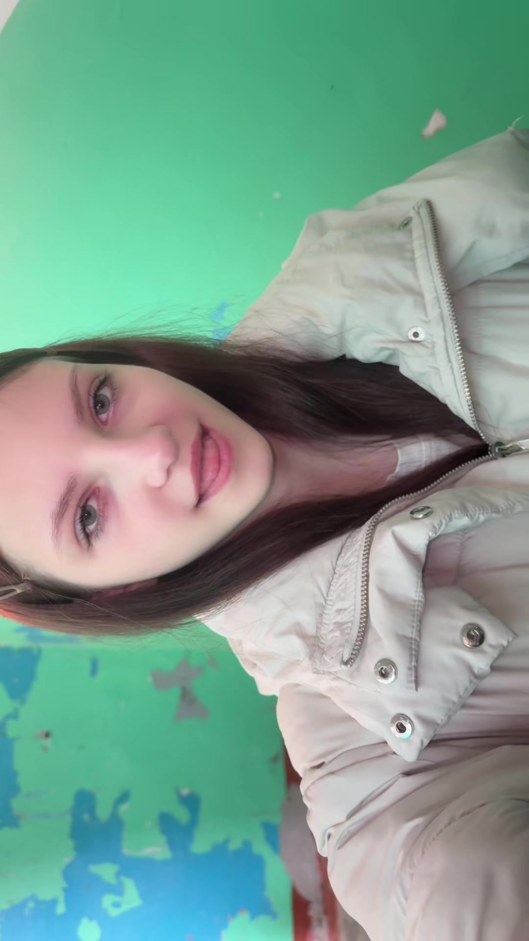 @vvv