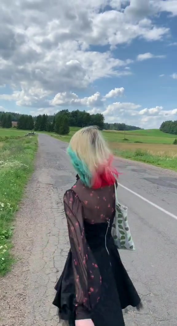 @Путешествую по своей голове🌌