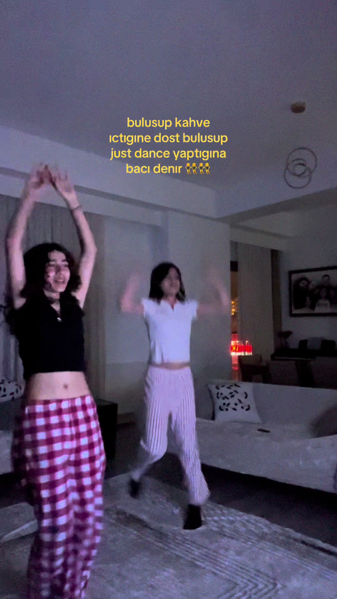 @𝐁𝐞𝐬𝐭 𝐓𝐰𝐢𝐧𝐬 👯♀️