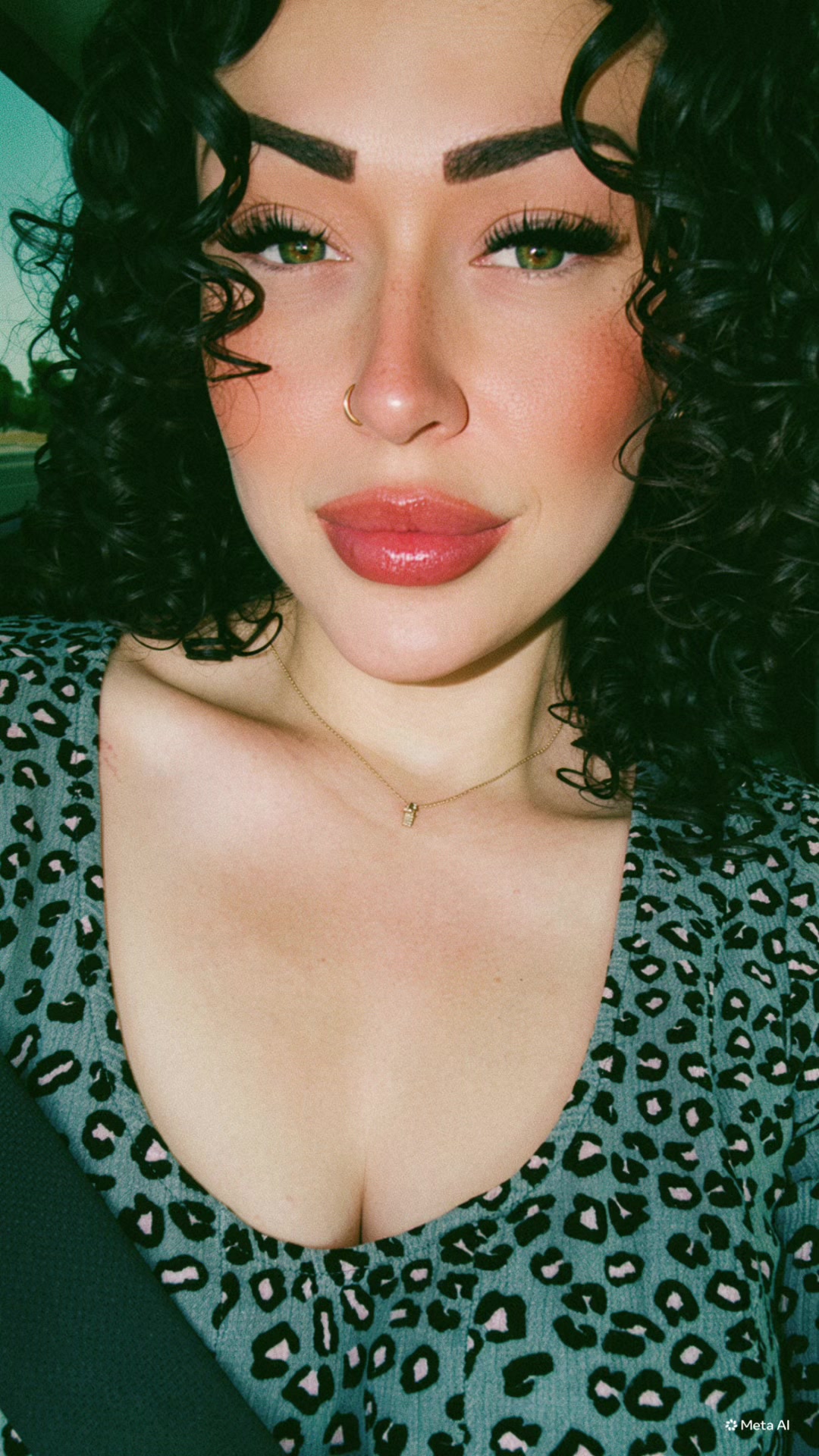 @Divinely_Dez