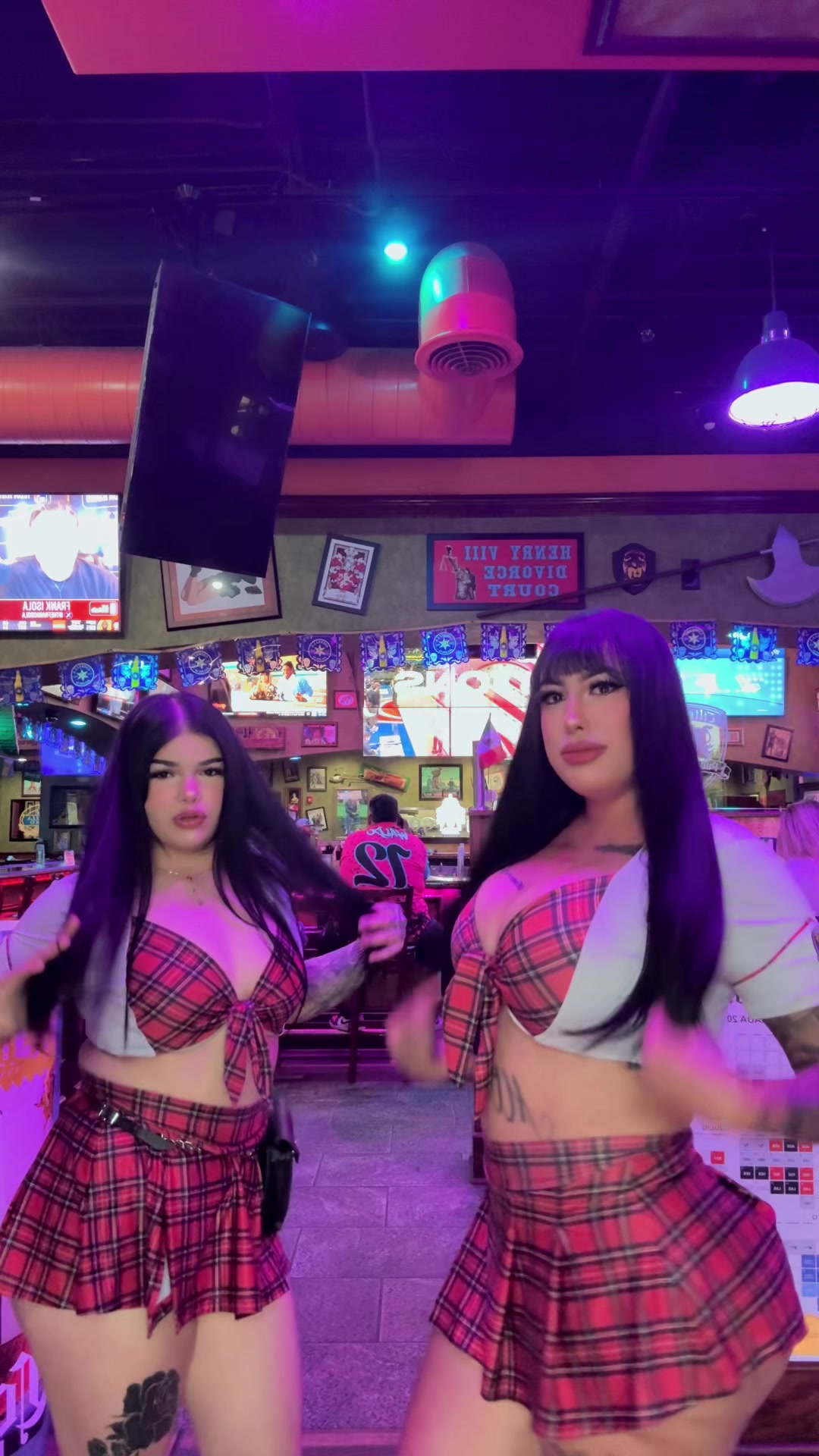 @Erikasaldana