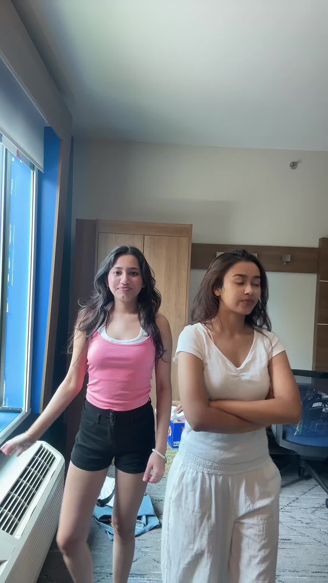 @moonviiiii