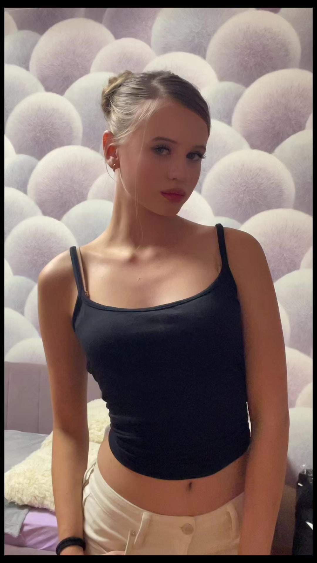 @anyavvv