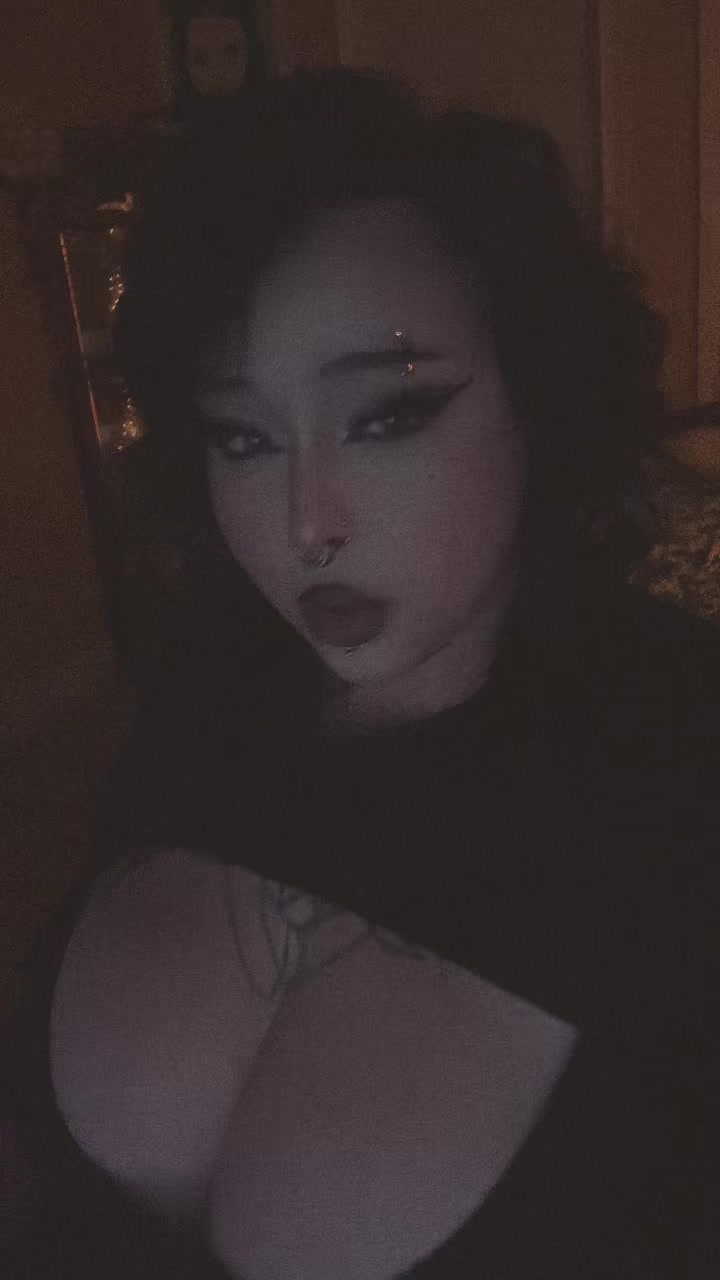@🦇🖤CurvyCrypt🖤🦇