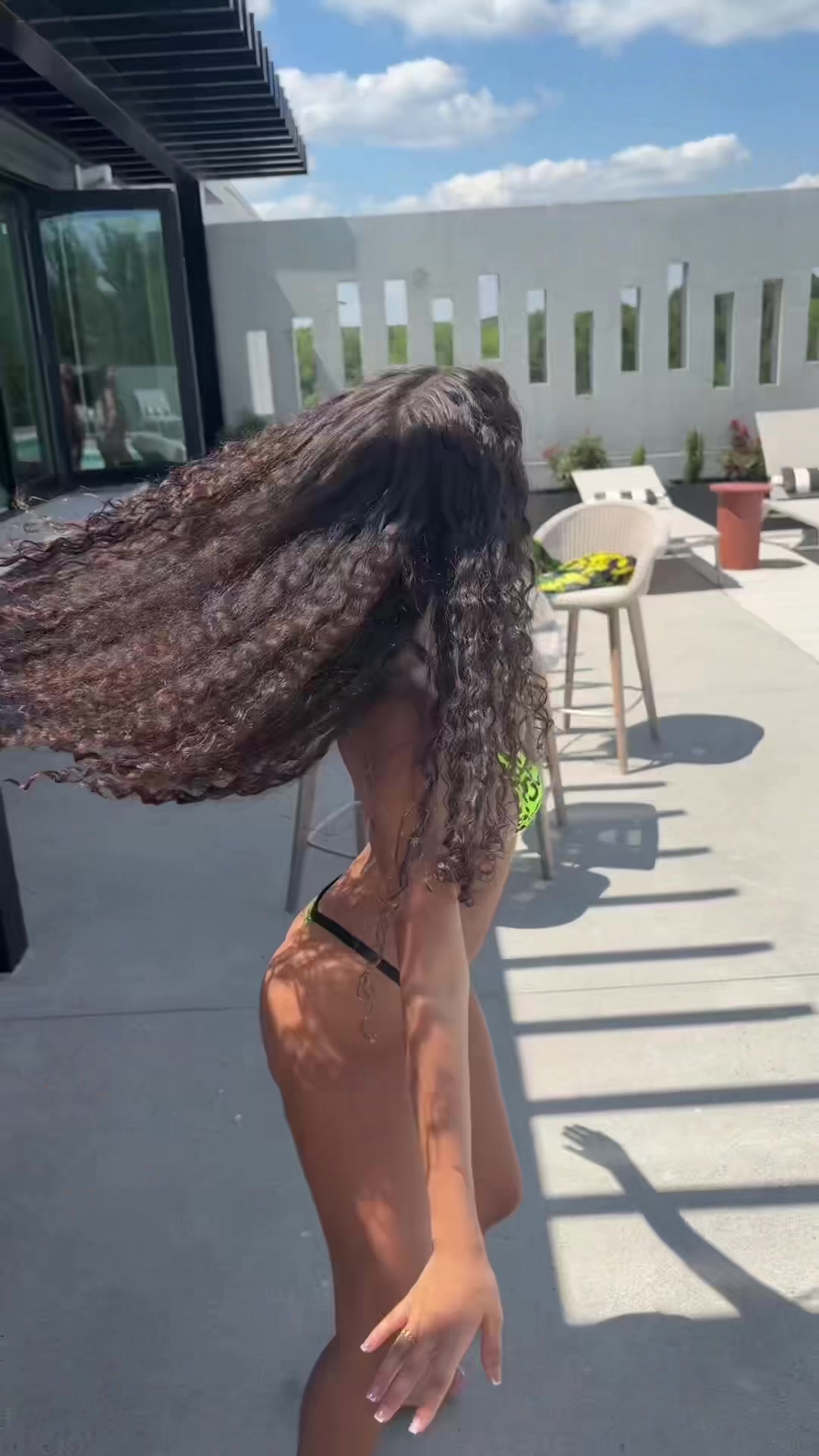 @flydressy