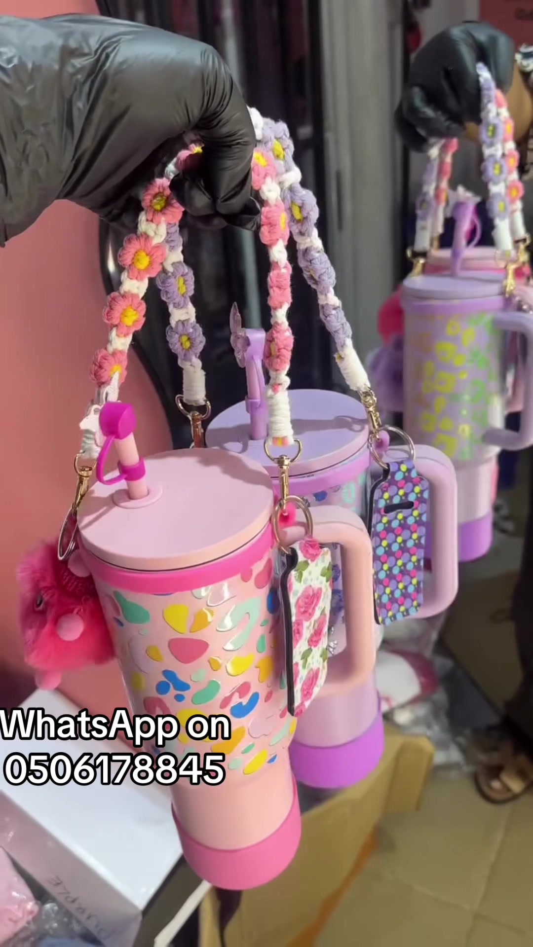 @Gifts & Surprises Hub 🎁