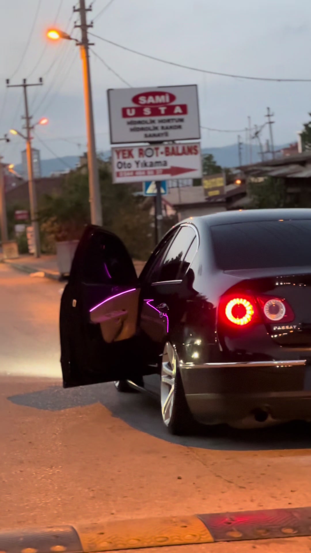 @NiyaziKarah&uuml;seyinoğlu