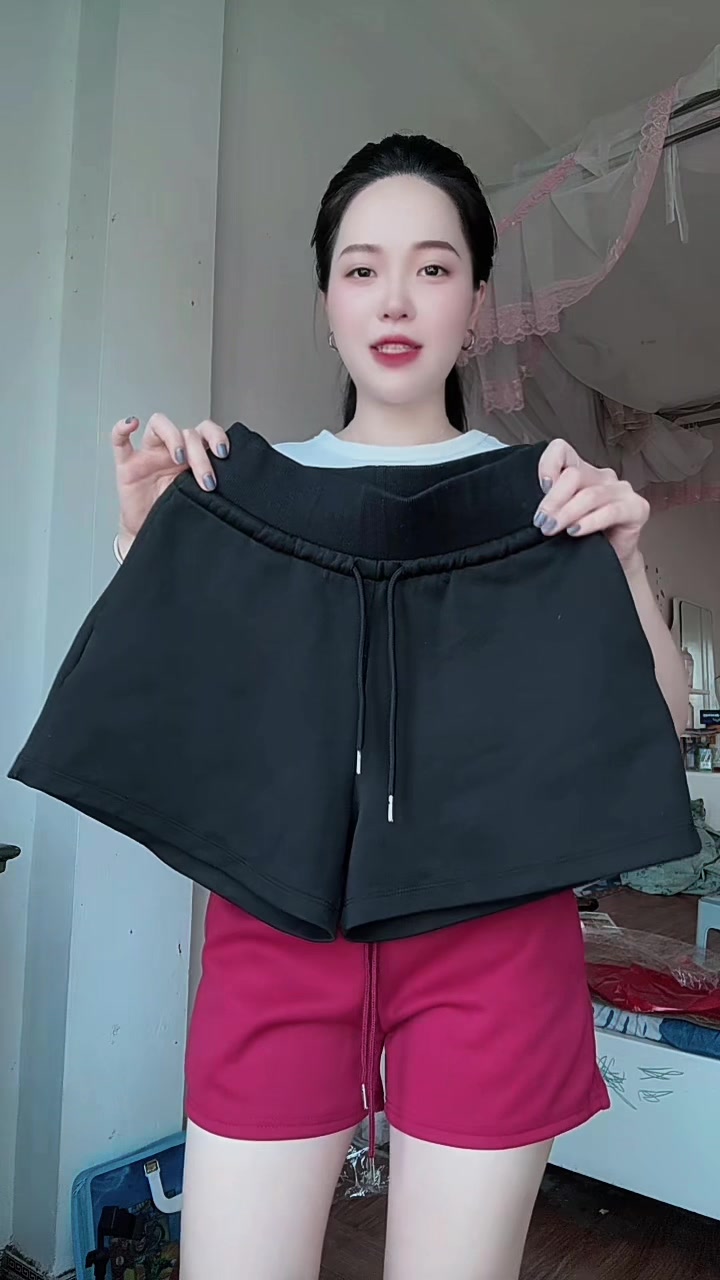 @Nguyệt