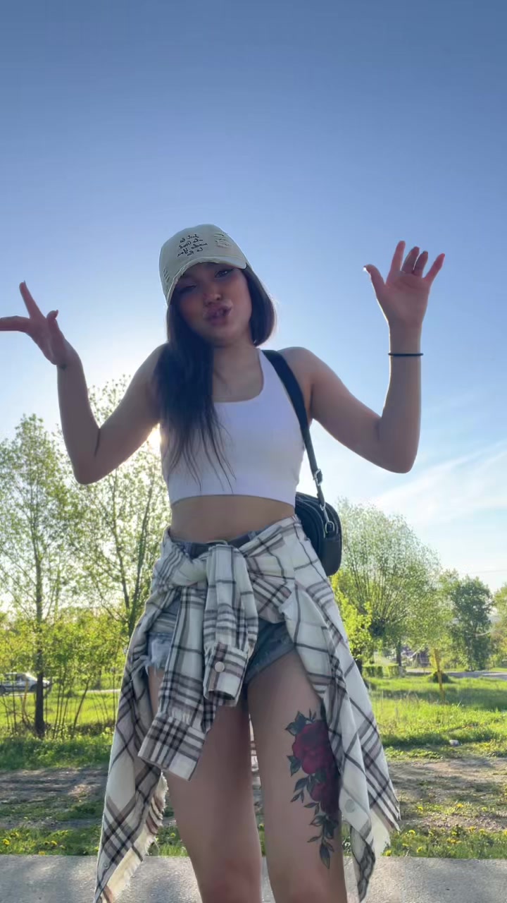 @Lady_Li505