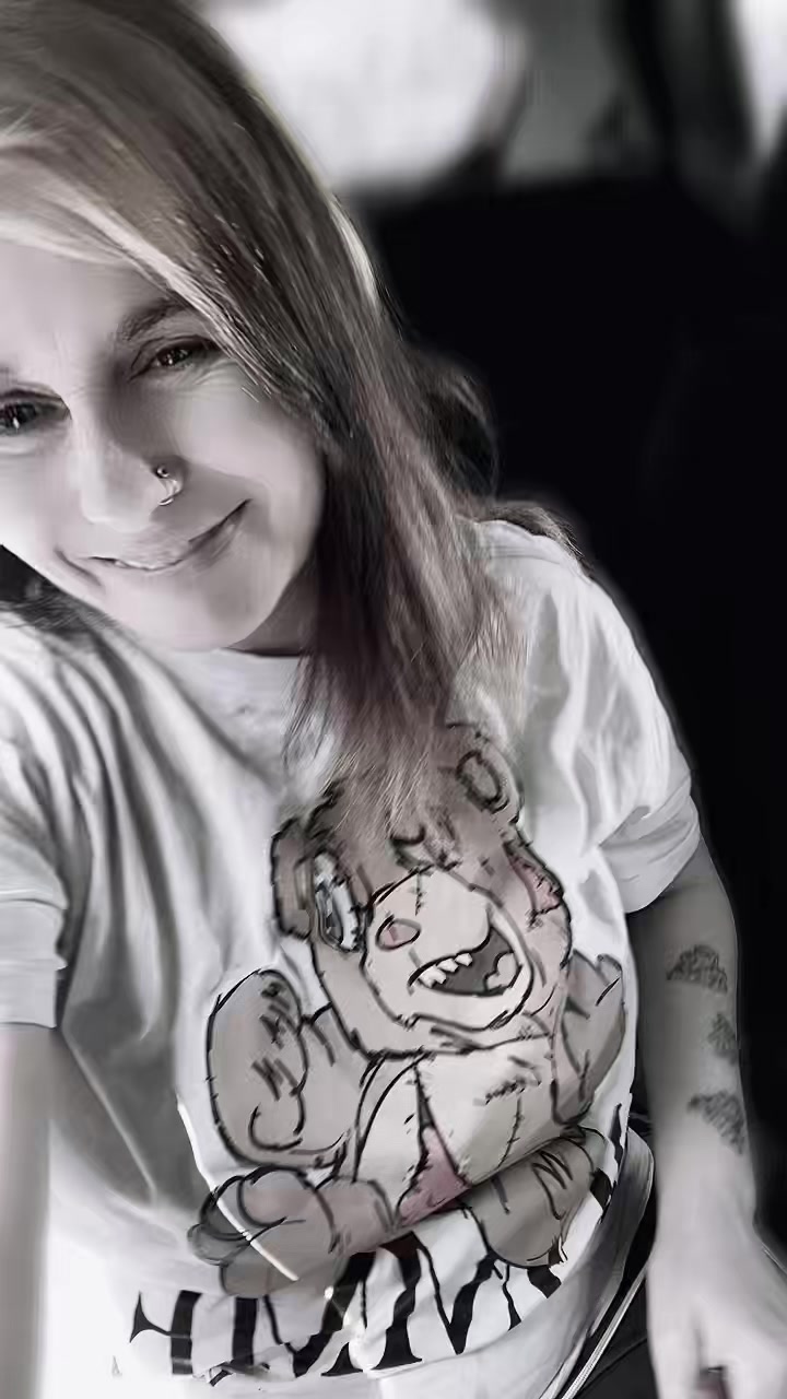 @POSITIVEVIBES ❤️💜💙 🇨🇦