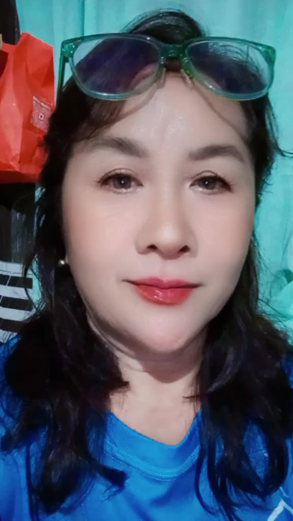 @Angeline Red