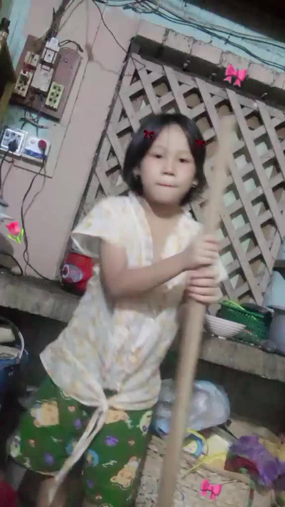 @Tr Zin Mar Aung