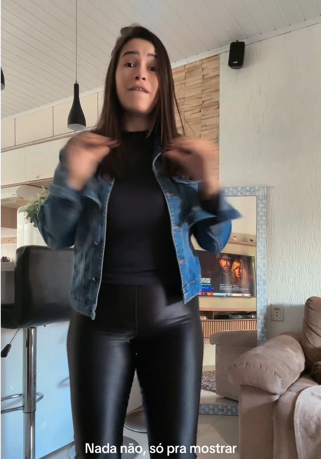 @Ju Oliveira